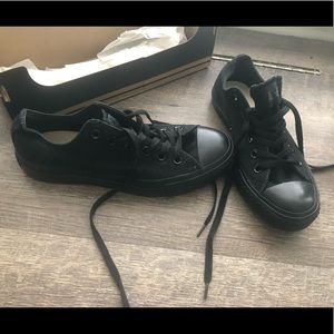 Black converse